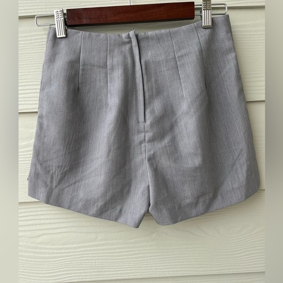 Jay brand soft gray shorts size small - Picture 2 of 4